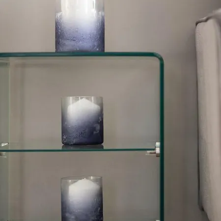 Pandora Flat 11 لارنكا