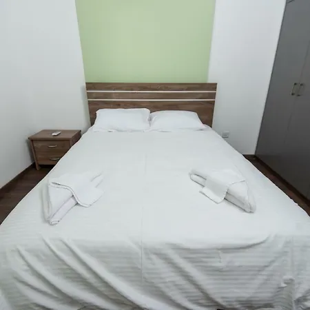 Pandora Flat 11 * Larnaca
